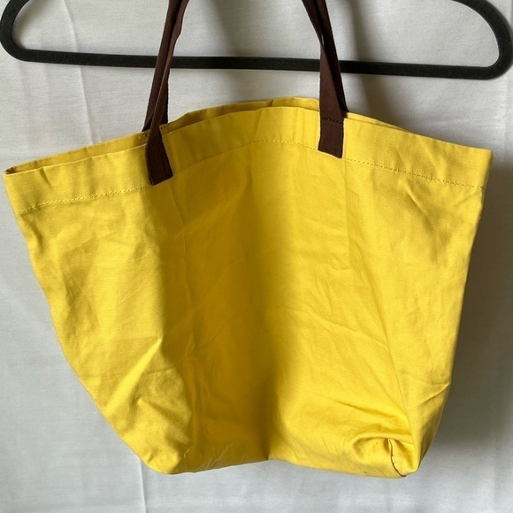 Antonio Melani Yellow Tote / Beach Bag - Picture 6 of 11